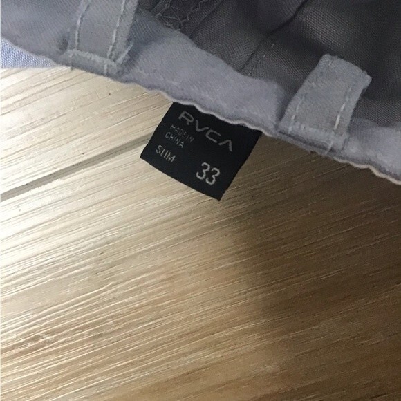 RVCA Bermuda Shorts 33 - Picture 5 of 7